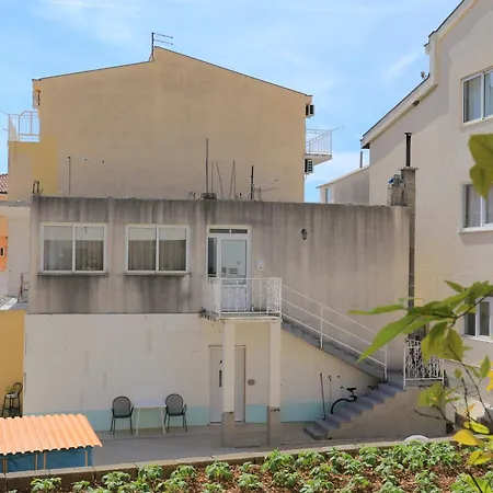 Apartment With Parking Space Tucepi, Makarska - 22936 *
