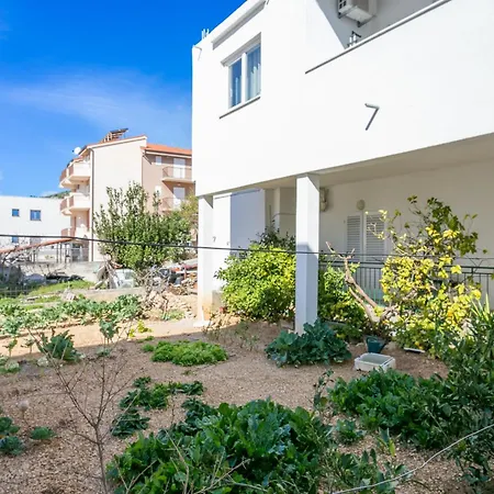 Apartment With Parking Space Tucepi, Makarska - 22936 Tučepi