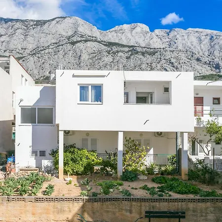 Apartment With Parking Space Tucepi, Makarska - 22936 Tučepi