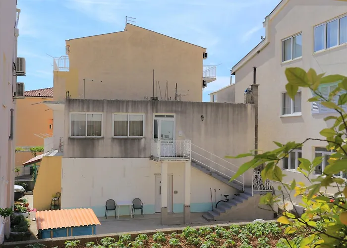 Apartment With Parking Space Tucepi, Makarska - 22936 *