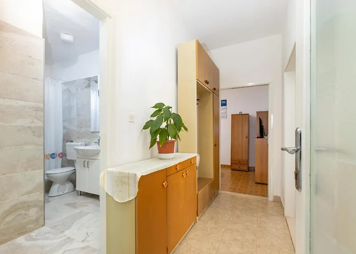 Apartment With Parking Space Tucepi, Makarska - 22936 Tučepi