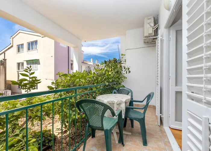 Apartment With Parking Space Tucepi, Makarska - 22936