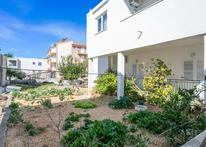 Apartment With Parking Space Tucepi, Makarska - 22936 Tučepi